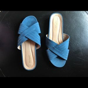 Nurture slides size 7.5